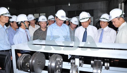 Khuôn đùn ép nhôm thanh định hình